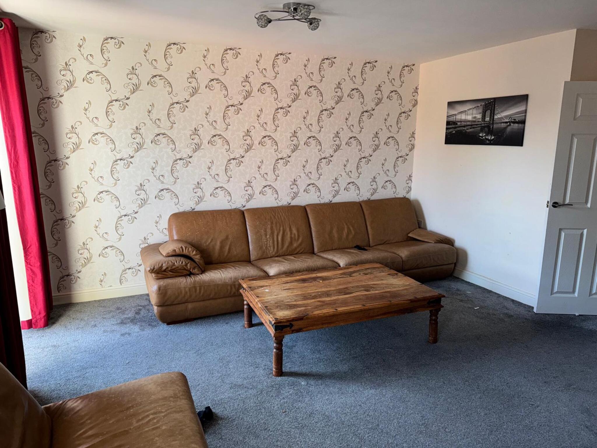 Flat Merridale Road in Wolverhampton