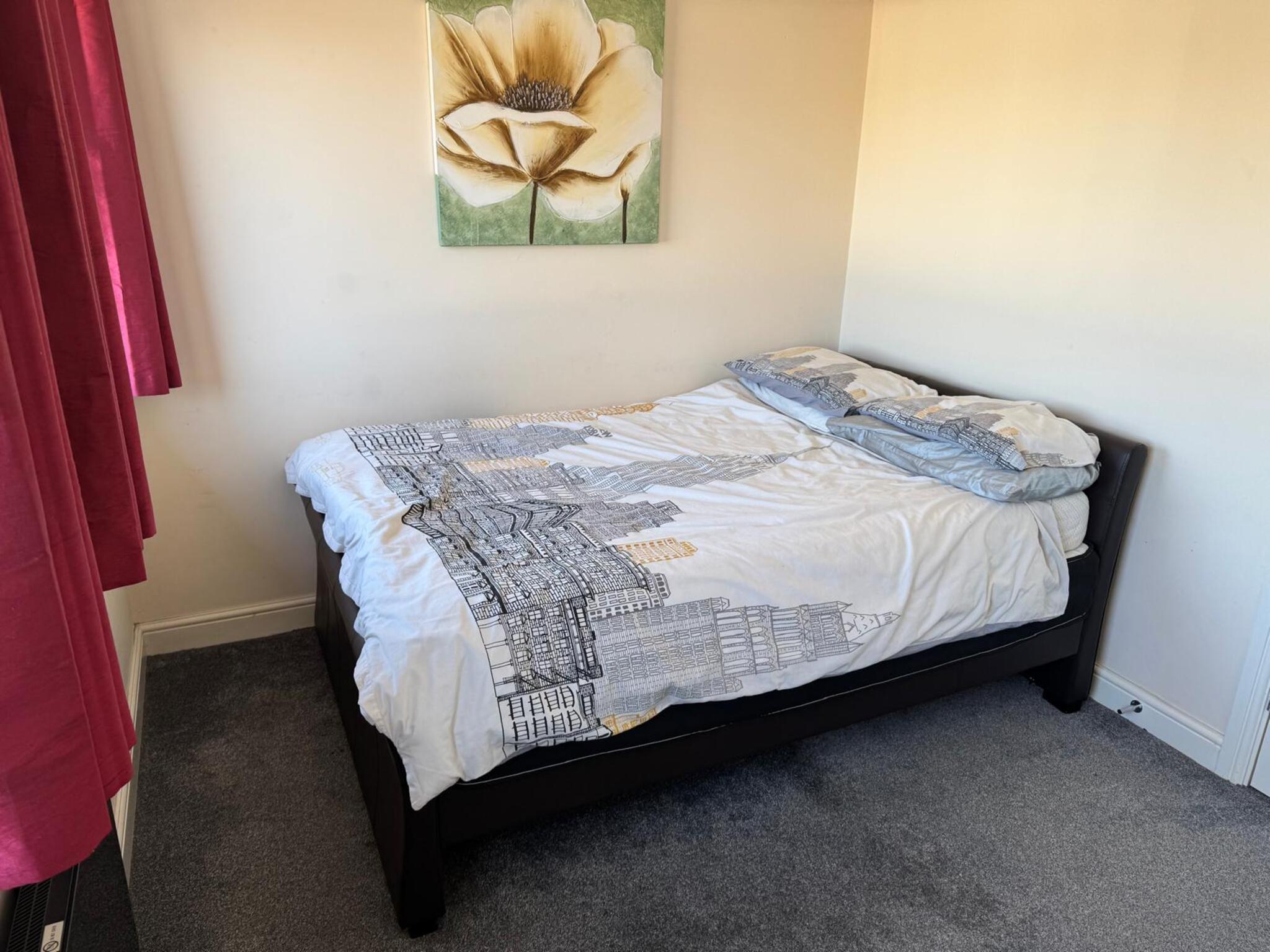 Flat Merridale Road in Wolverhampton