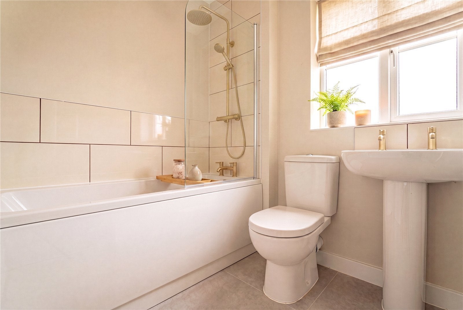 Room Warmstry Road in Bromsgrove