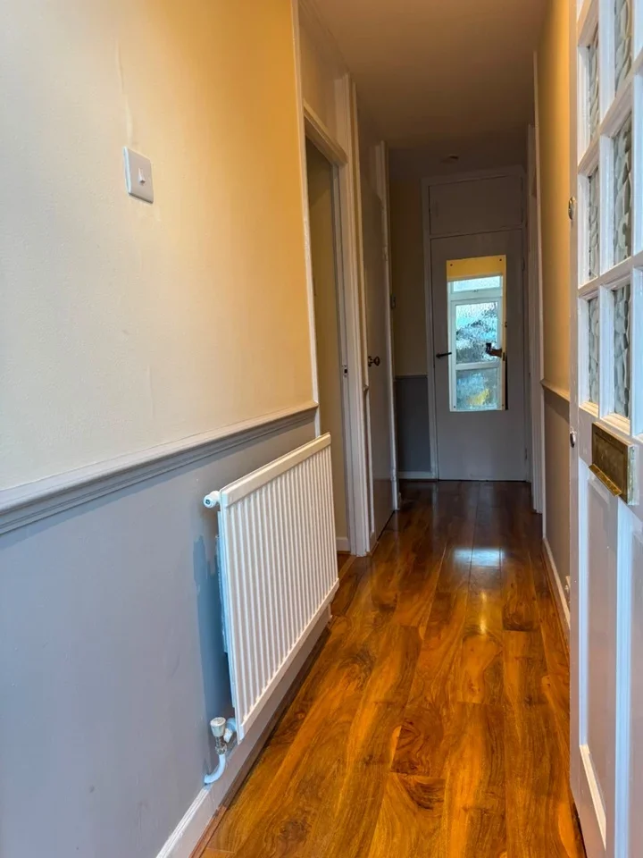 Flat New Court in Greater London