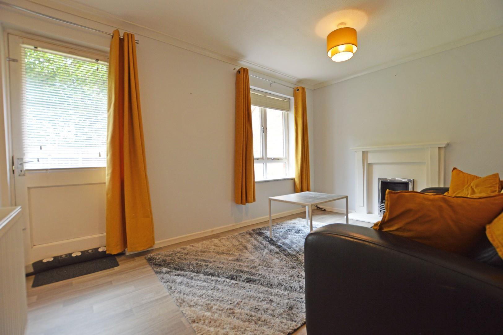 House Swallowfield in Peterborough