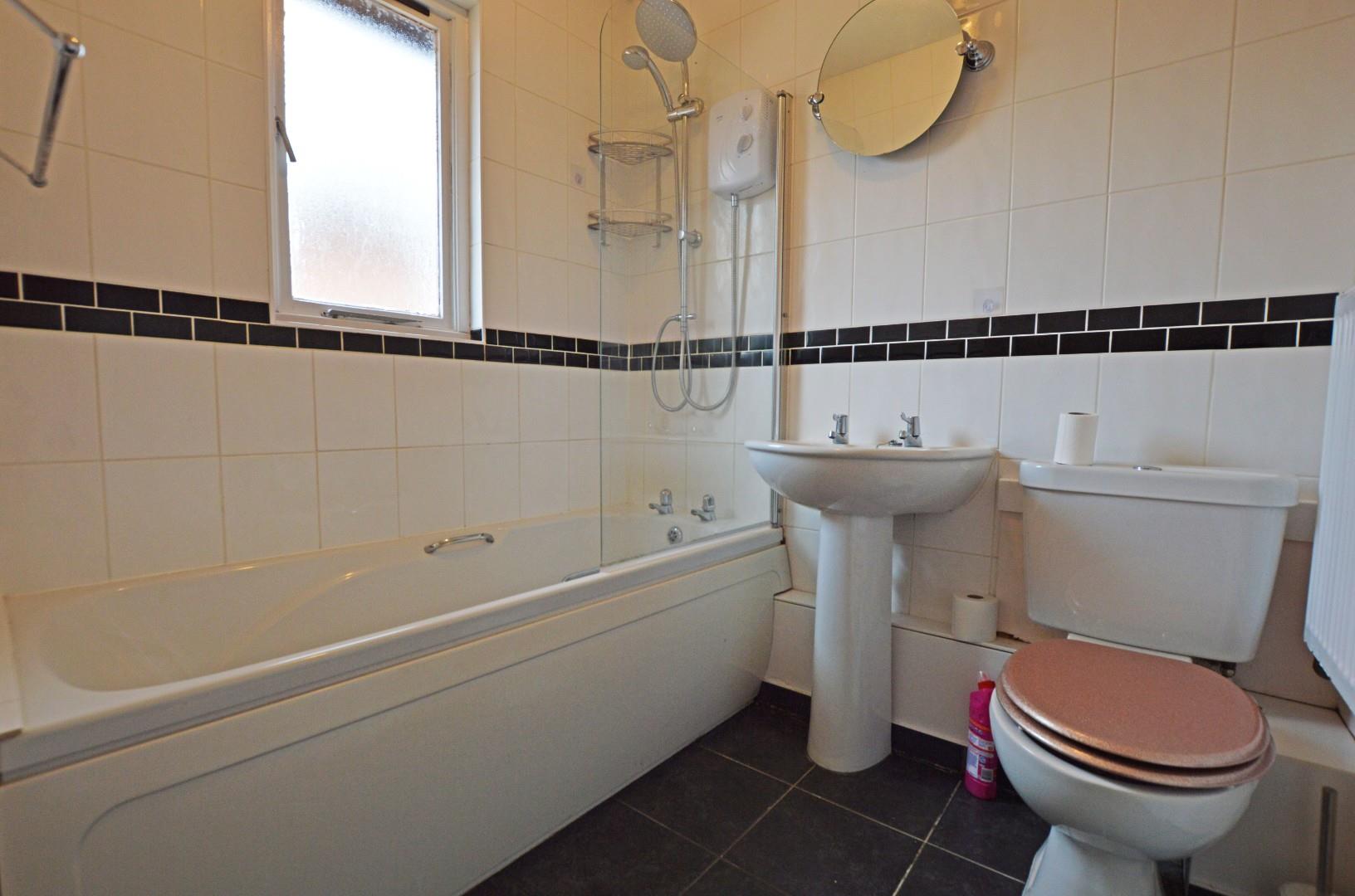 House Swallowfield in Peterborough