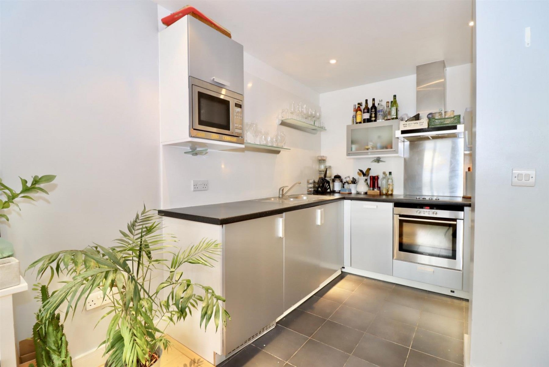 Flat East Lane in Greater London