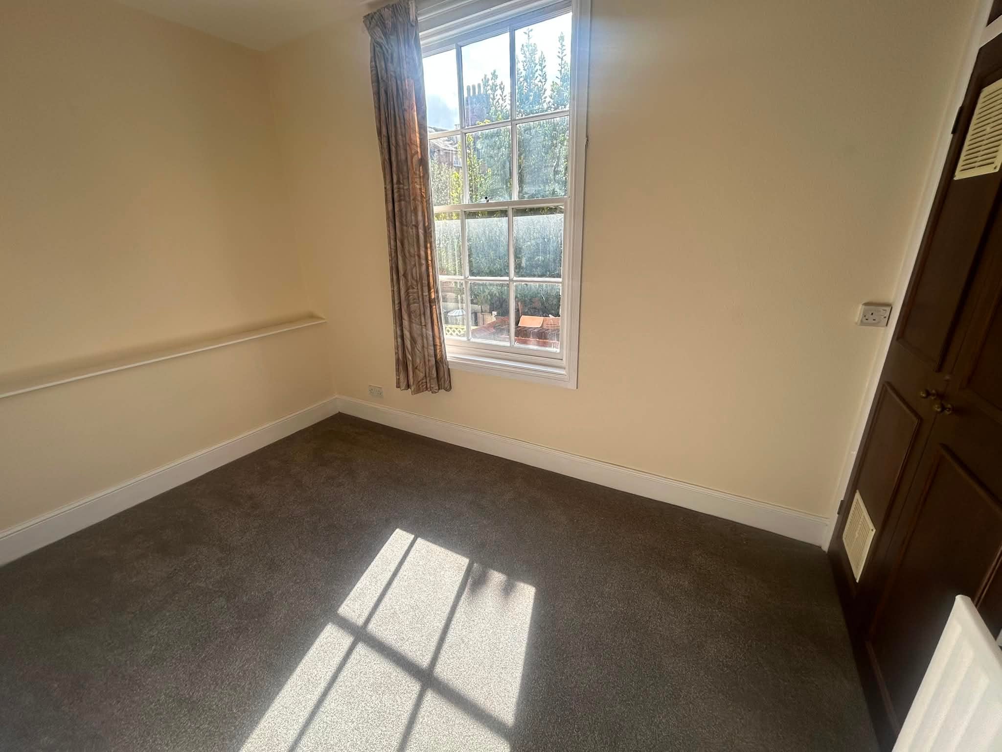 Flat Portland Street in Royal Leamington Spa