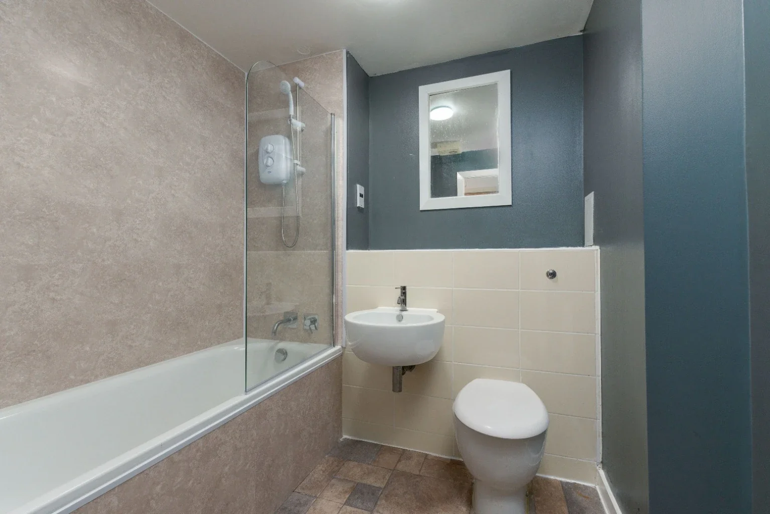Flat East Pilton Farm Crescent in City of Edinburgh