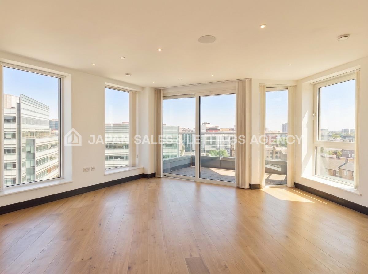 Flat Beadon Road in Greater London