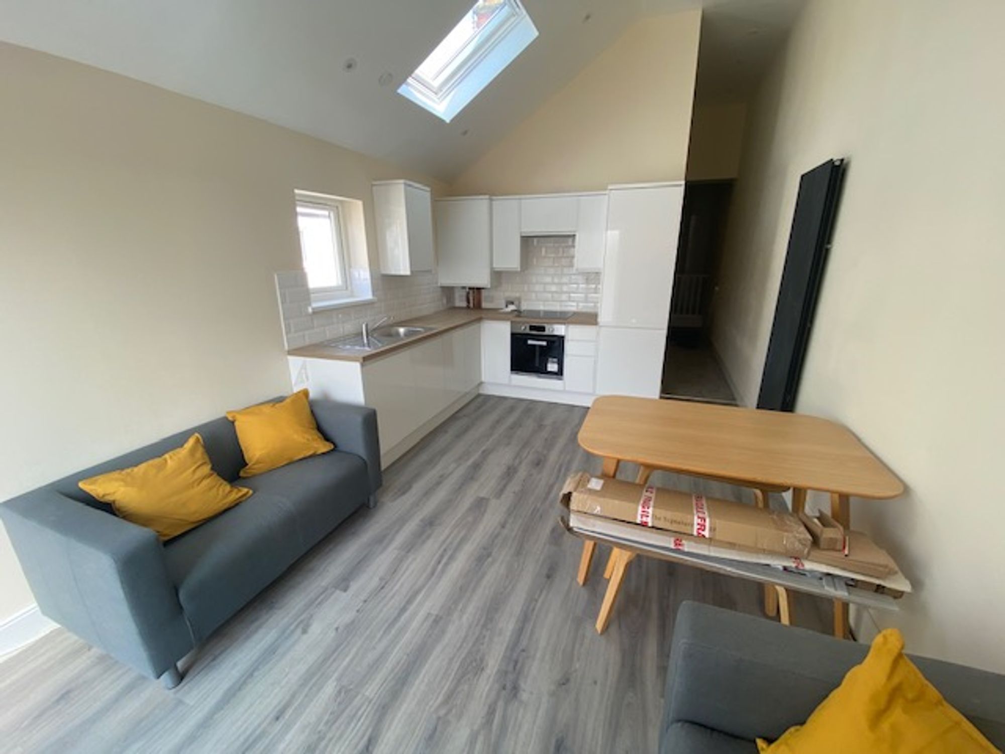 Flat Whitchurch Road in Cardiff
