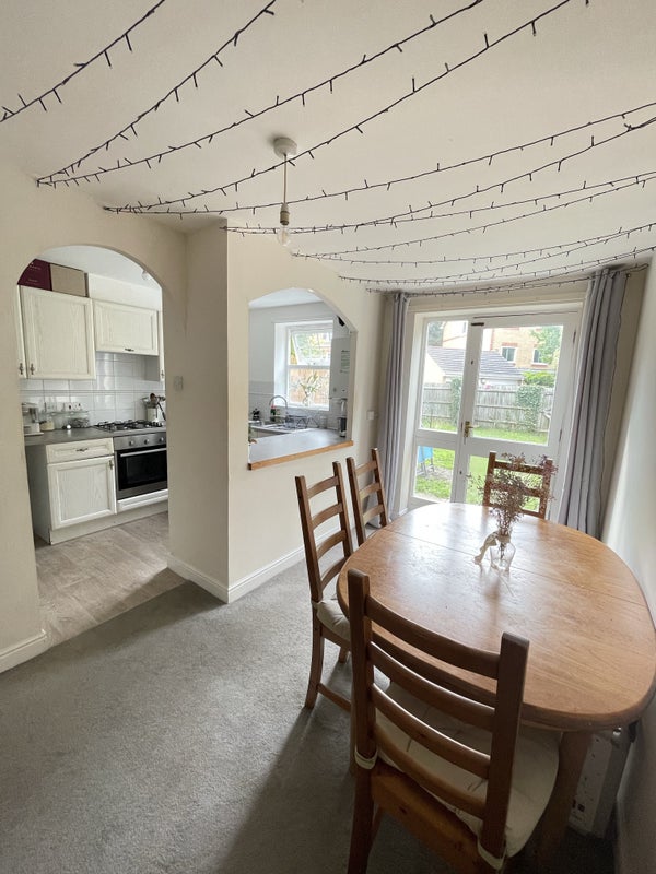 Room Bedford Road in Greater London