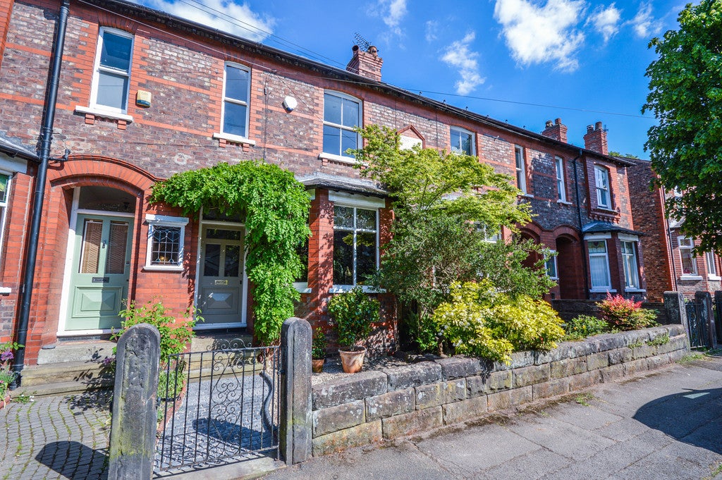 House Hawthorn Road in Trafford