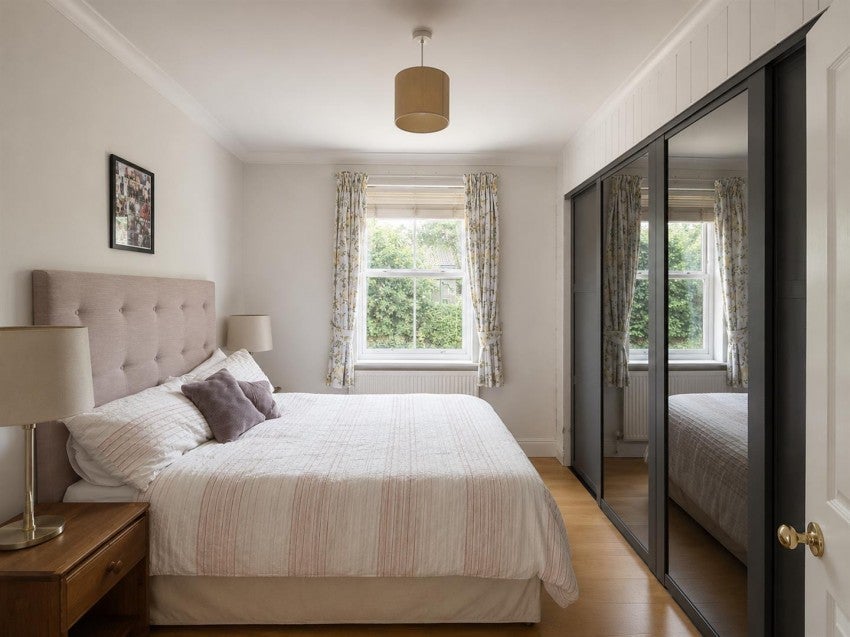 Flat Bollinbrook Road in Macclesfield
