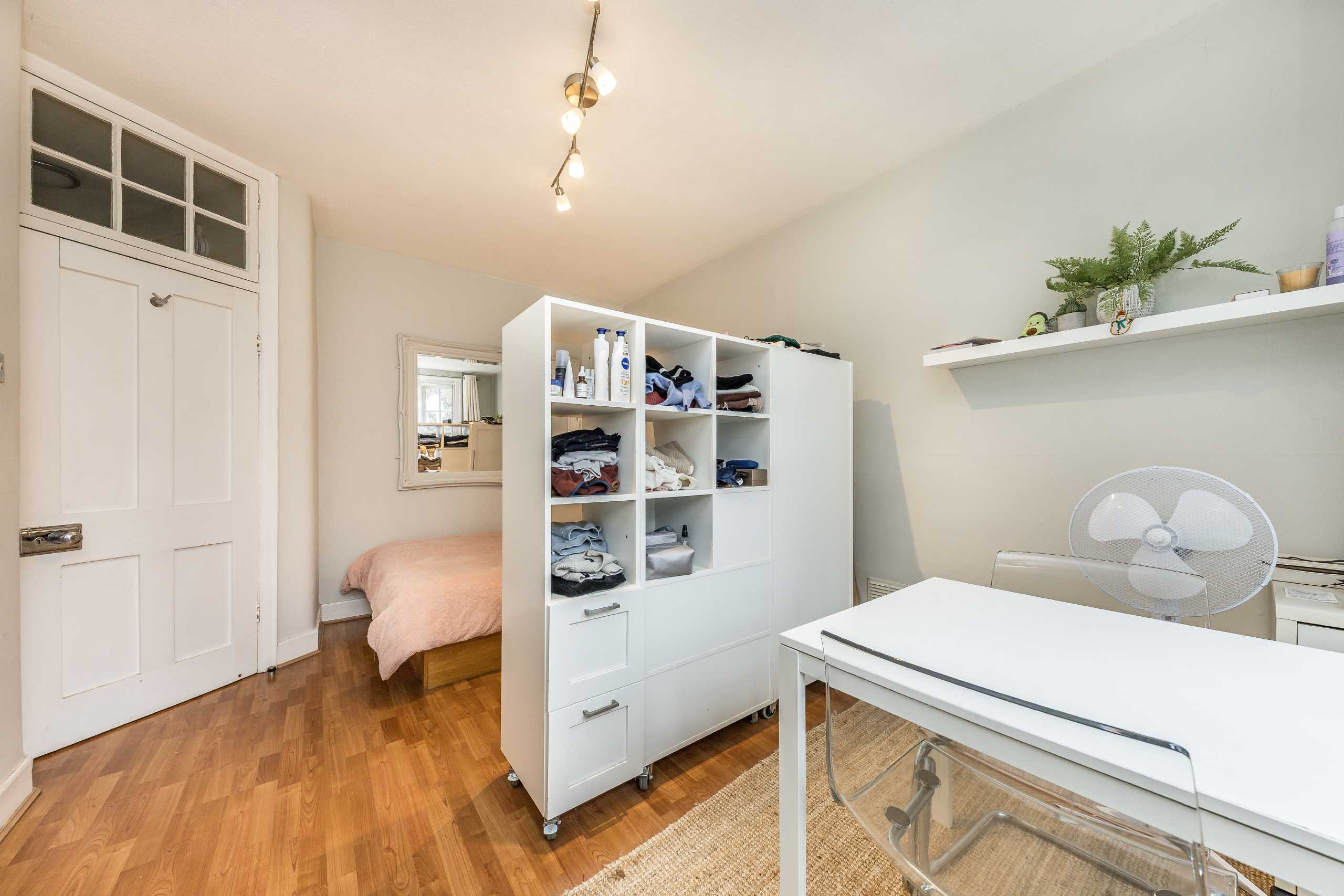Flat Tavistock Place in Greater London