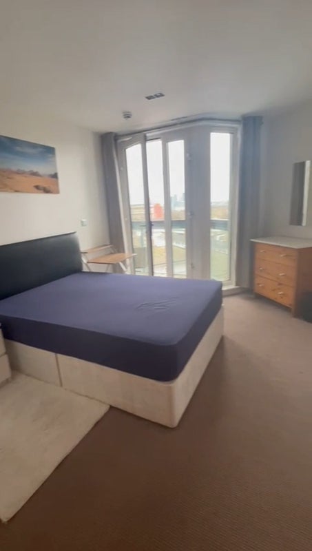Room Limeharbour in Greater London