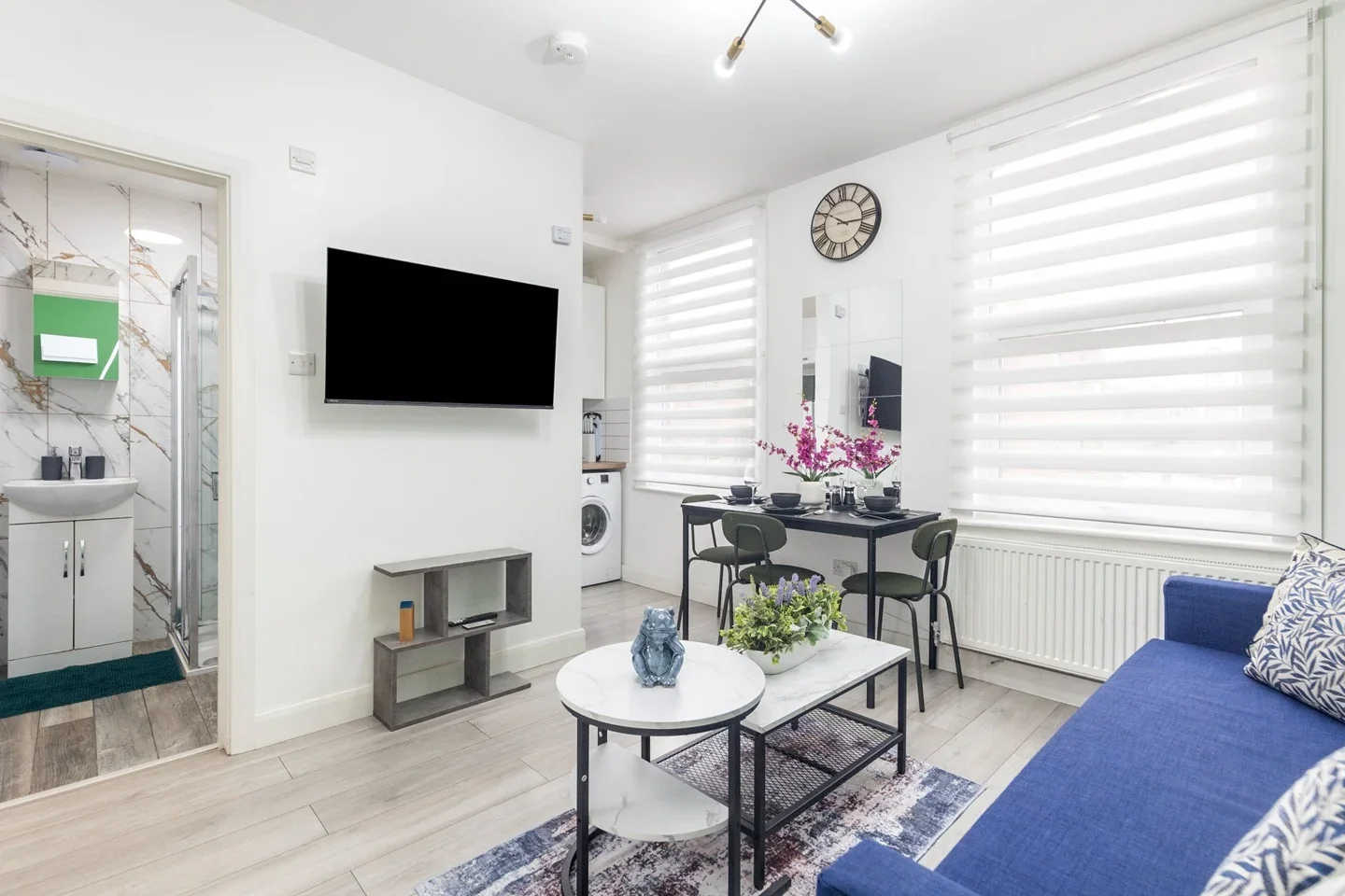 Flat St Ann's Road in Greater London