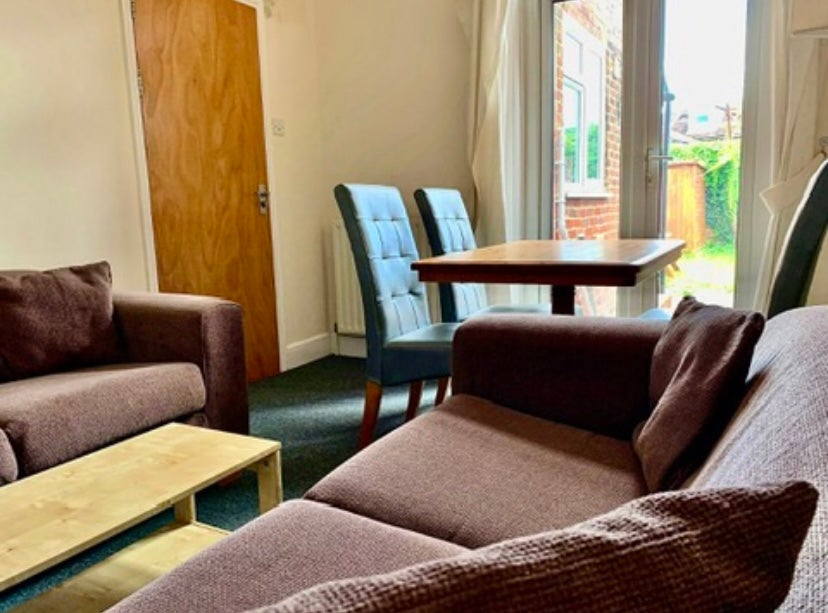 Room Livingstone Road in Southampton