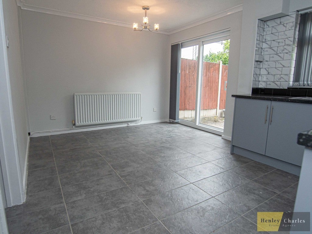 House Walcot Drive in Sandwell