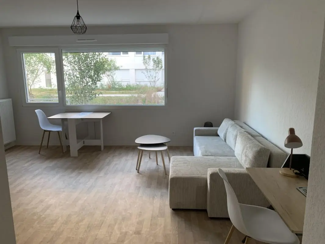Flat Rue de l'alose in Lormont