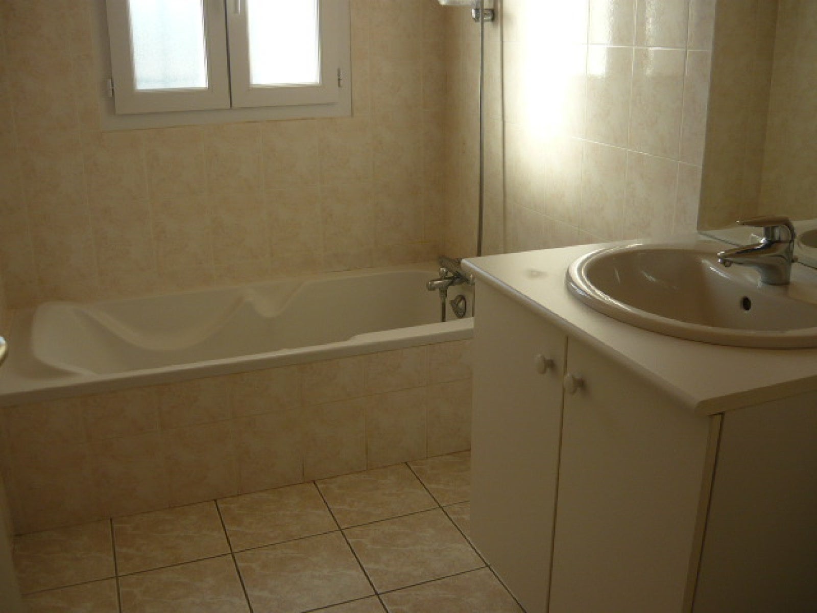 Appartement Route des Millades à Ussac