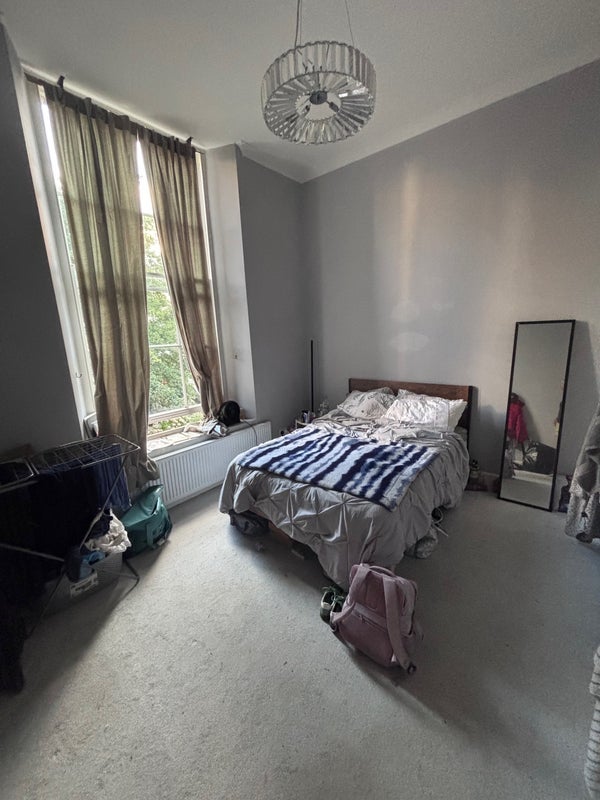 Room Gilbert Close in Greater London