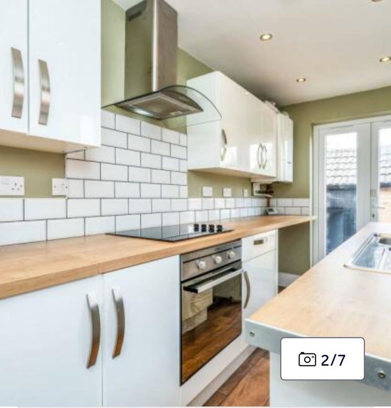 Room Hawcliffe Road in Charnwood