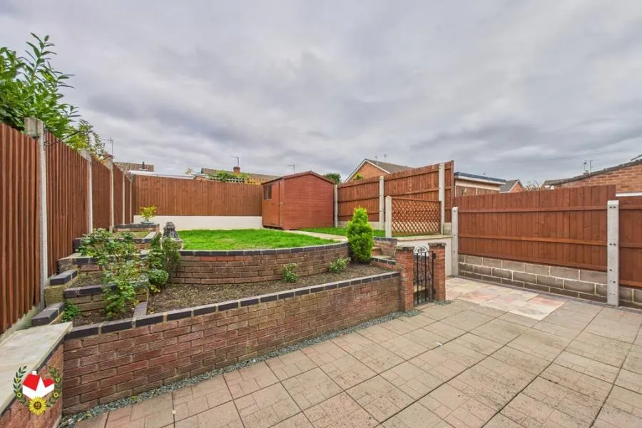 House Hendingham Close in Gloucester