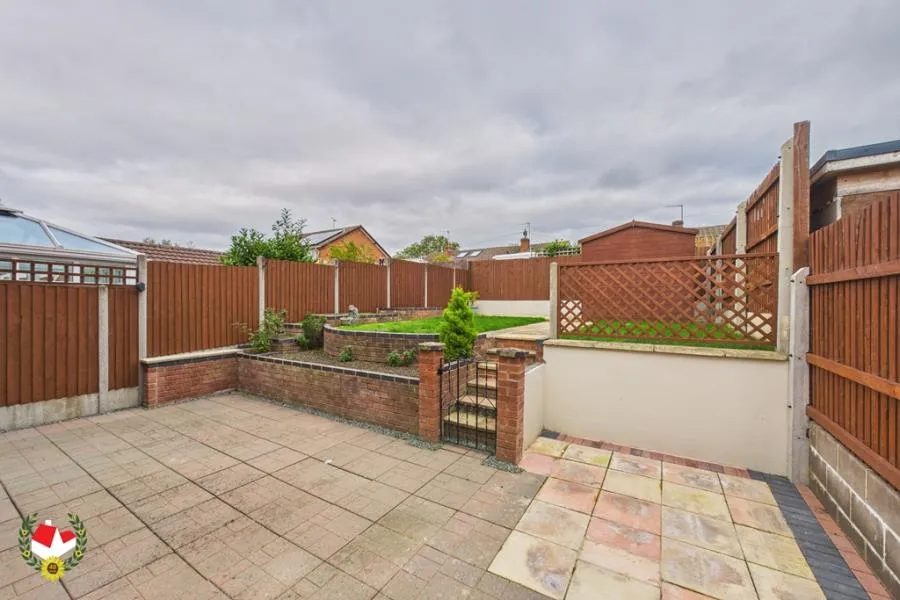 House Hendingham Close in Gloucester