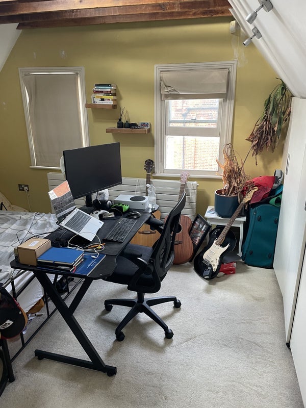 Room Hildreth Street in Greater London