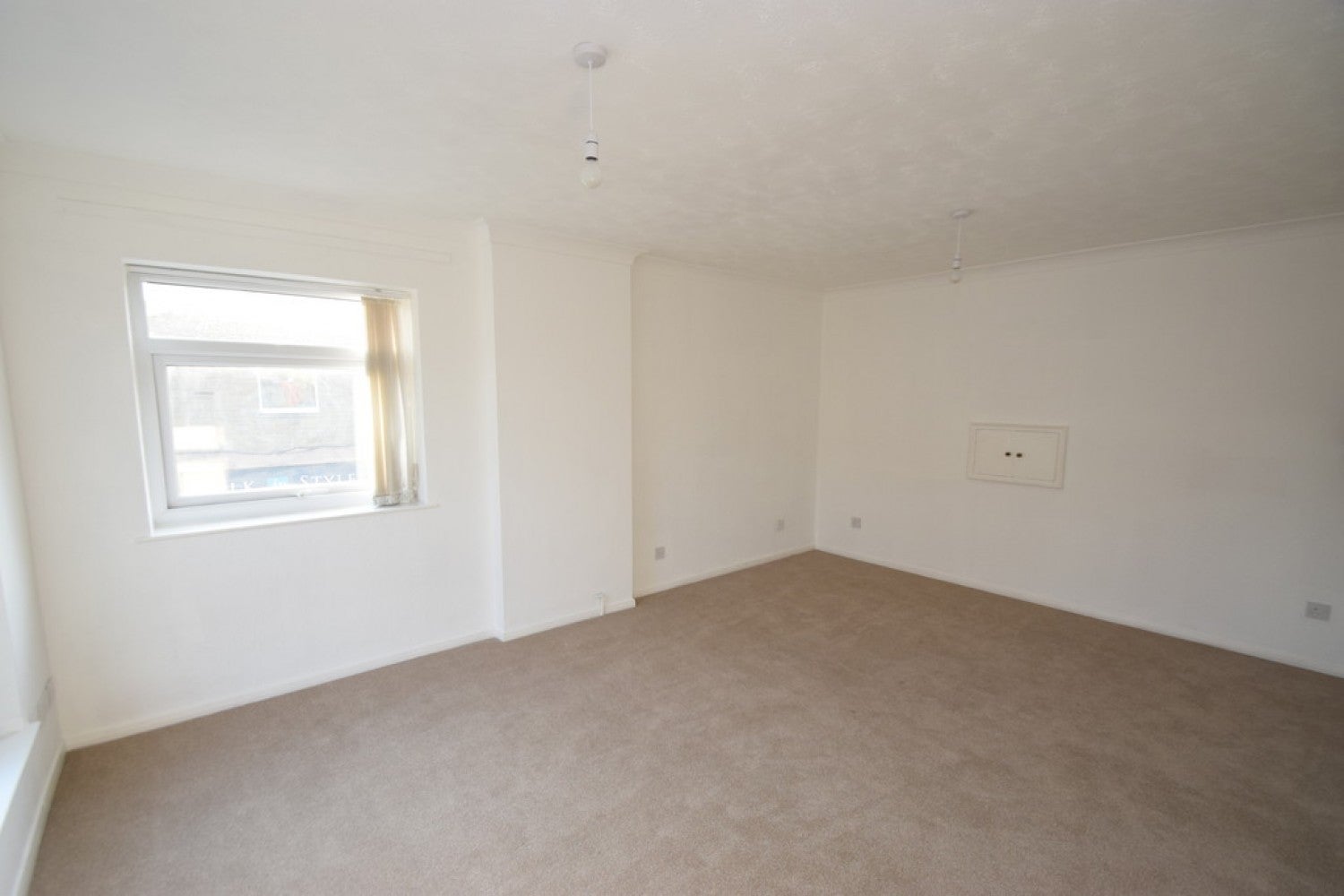 Flat Victoria Avenue in Bradford
