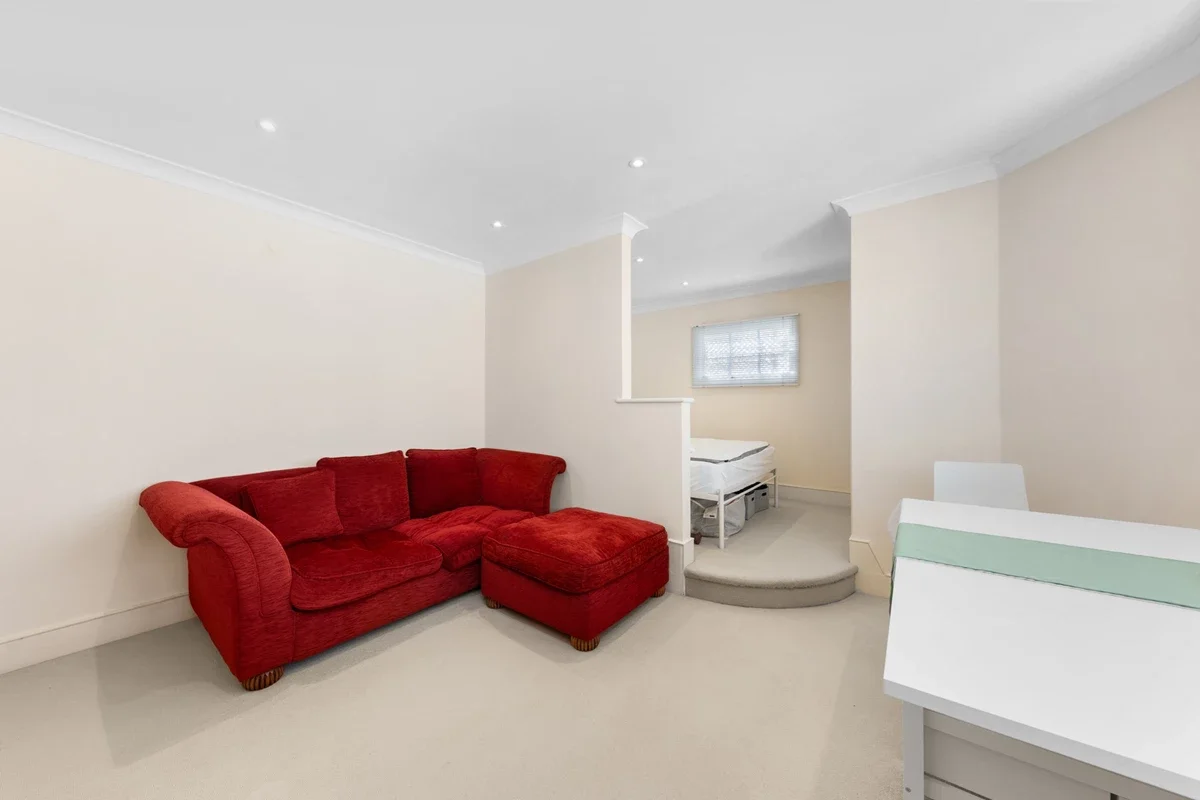 Flat Westbourne Terrace in City of Westminster