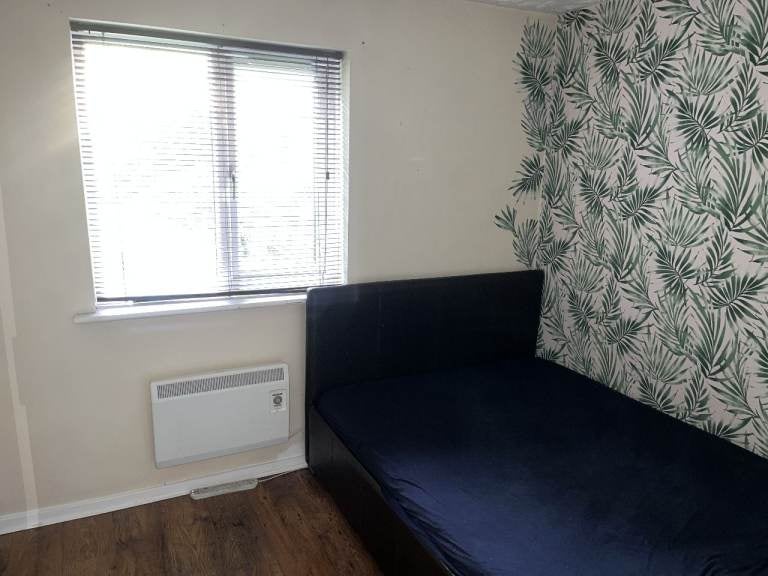 Flat Harrier Way in Greater London