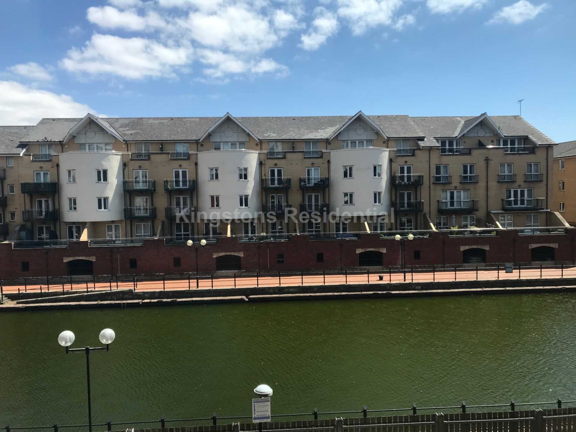 Flat Pierhead Street in Cardiff