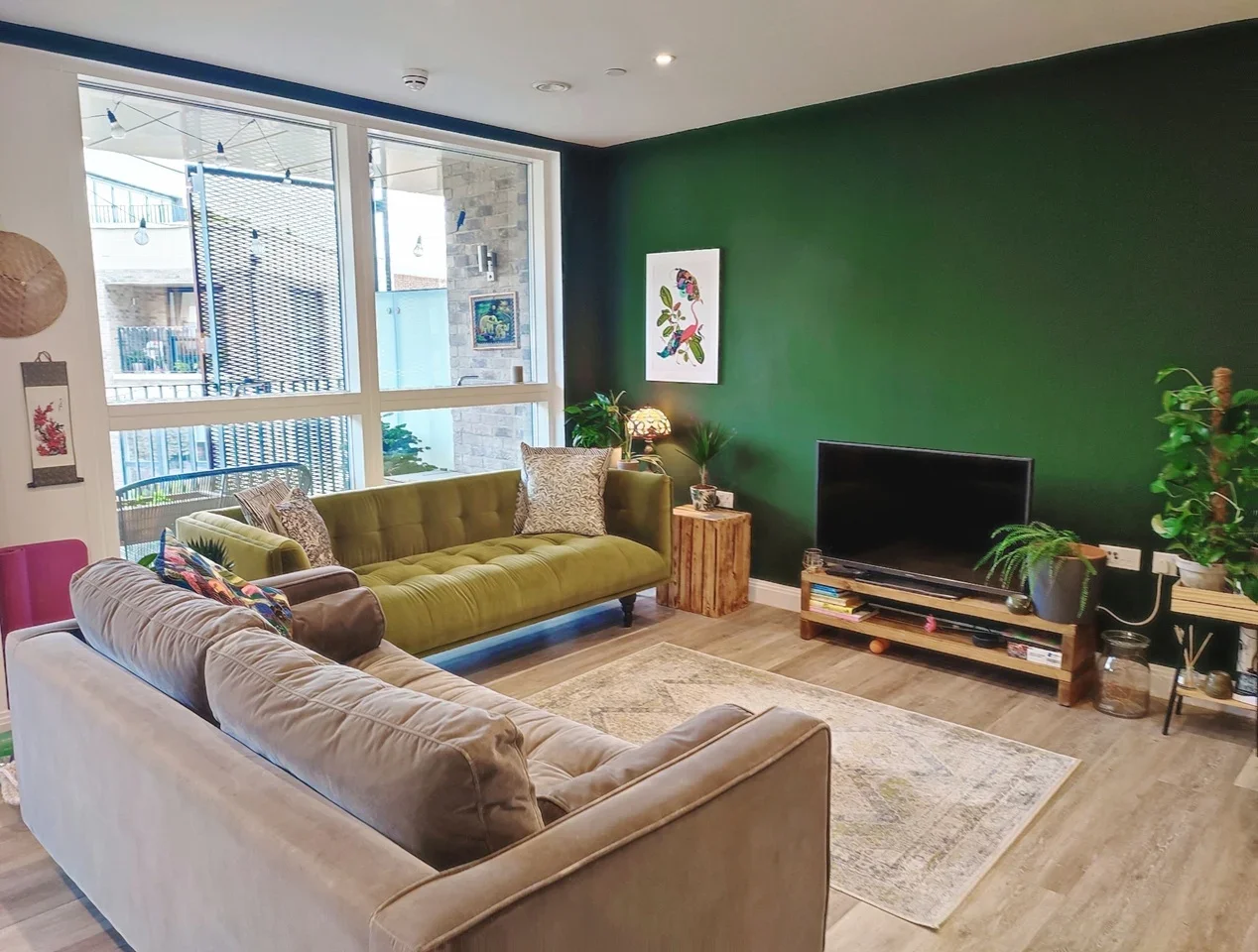 Flat Scena Way in Greater London
