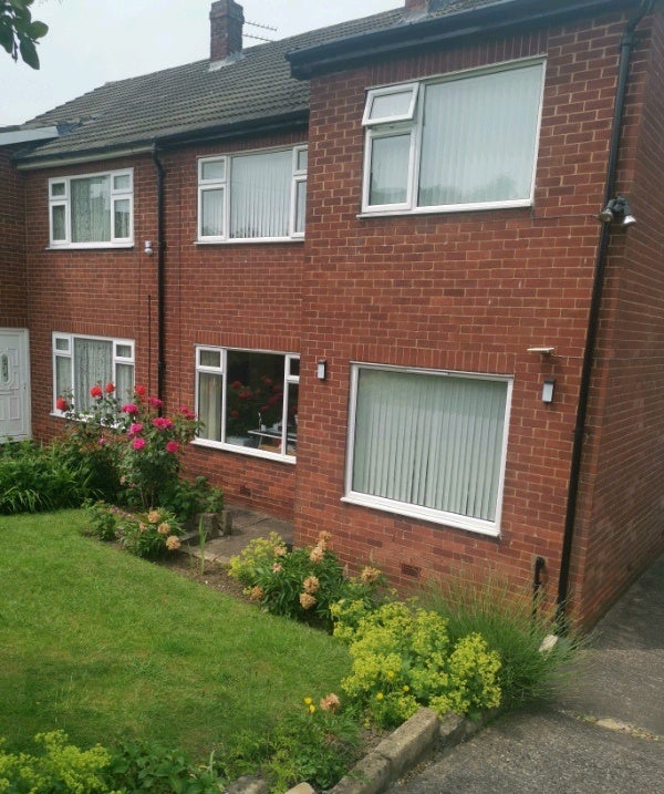 House Harrogate Road in Leeds