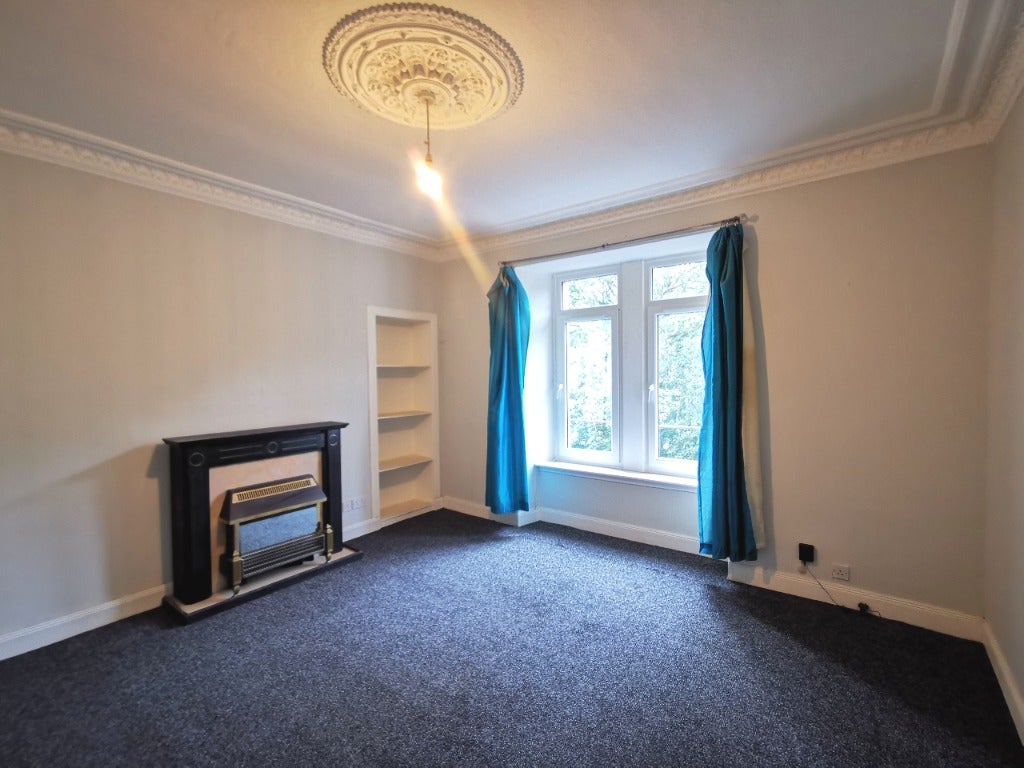 Flat Lochee Road in Dundee