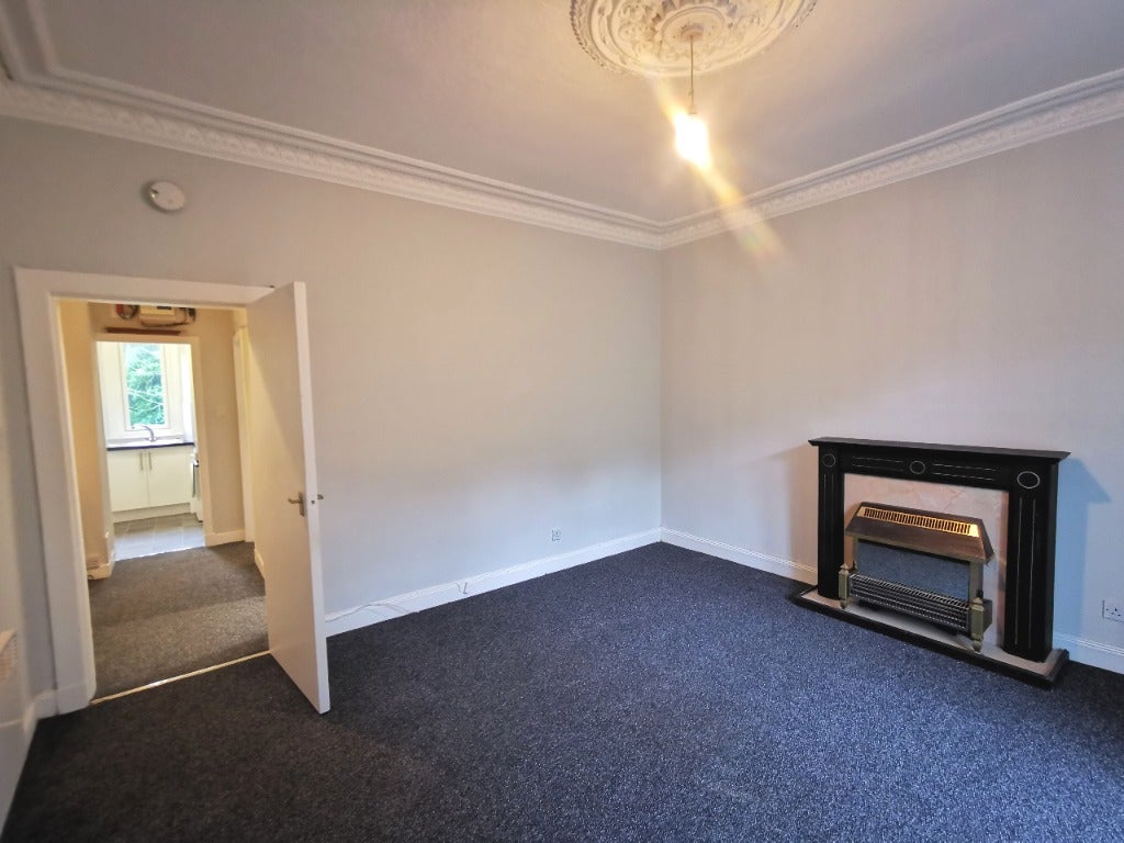 Flat Lochee Road in Dundee