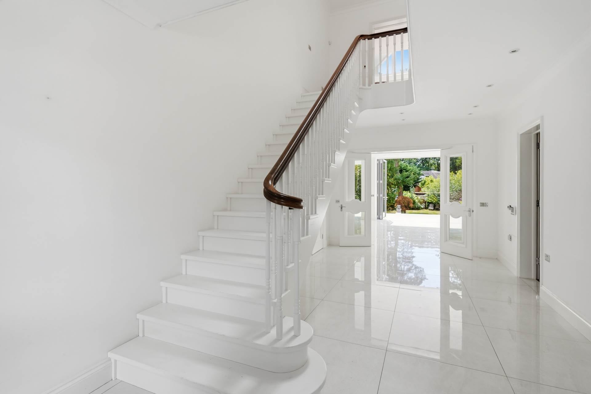 House Links Green Way in Cobham