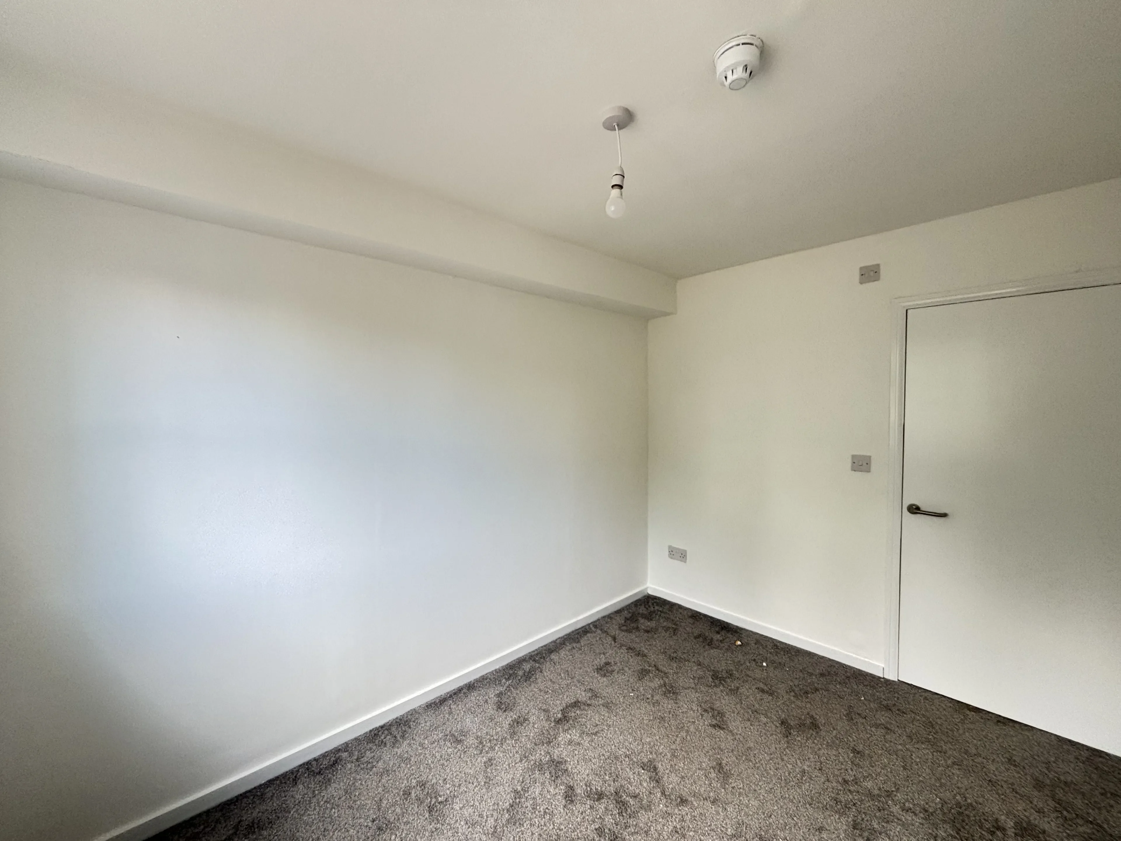 Room Farthing Grove in Milton Keynes
