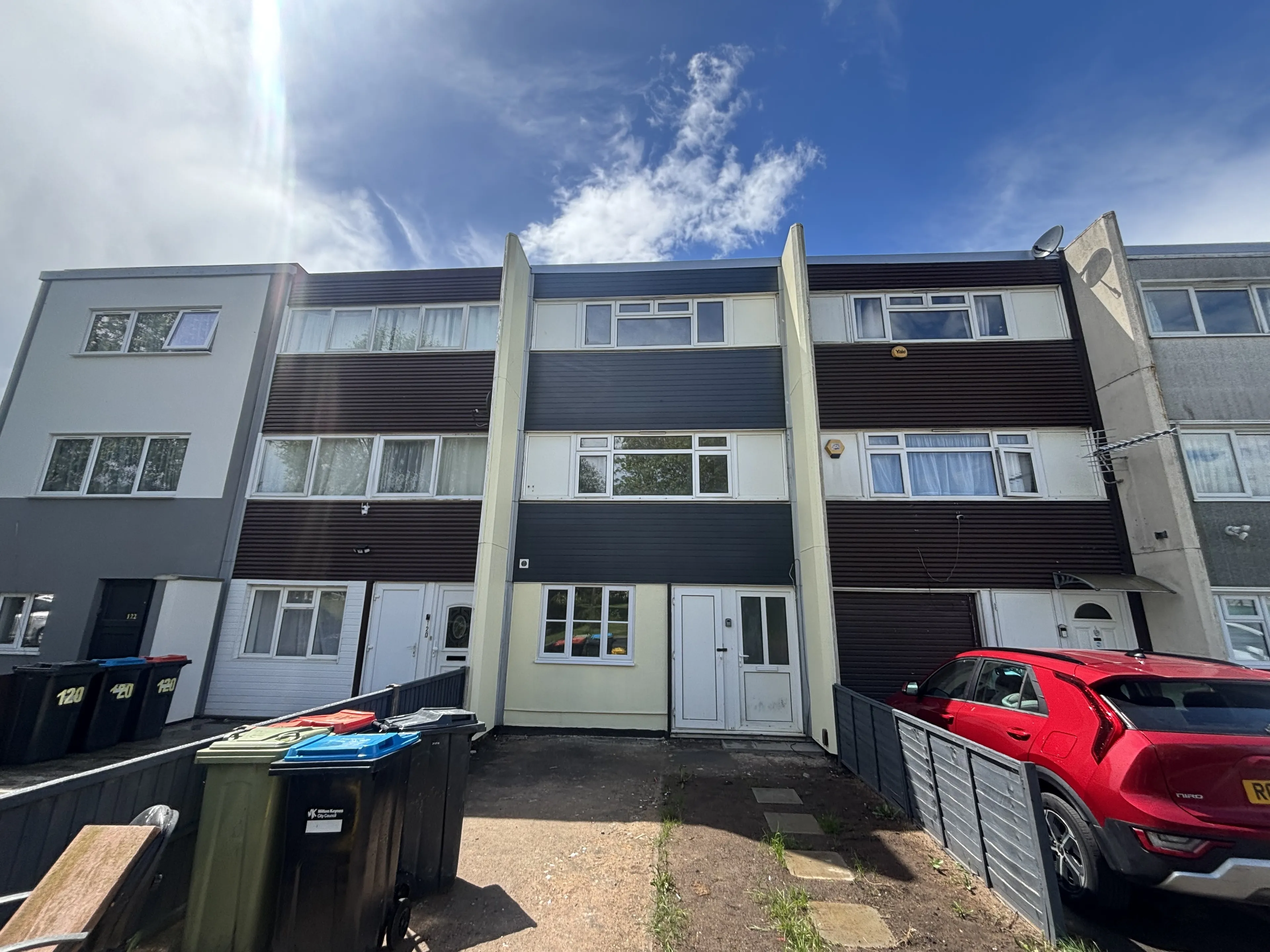 Room Farthing Grove in Milton Keynes