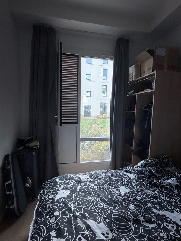 Room Goldhawk Road in Greater London
