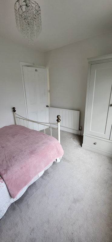 Room Truscott Avenue in Bournemouth