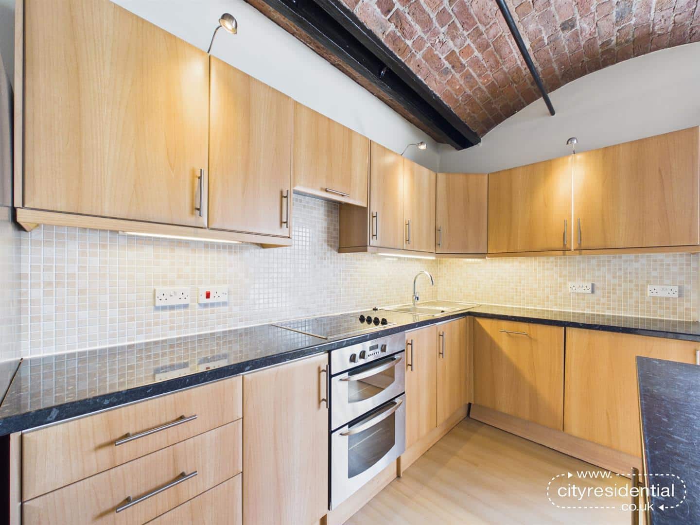 Flat Wapping in Liverpool