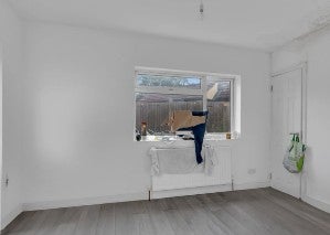 Room Harrow Road in Borough of Spelthorne