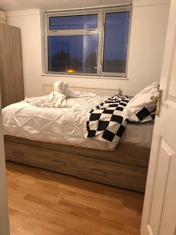 Room Brockles Mead in Harlow