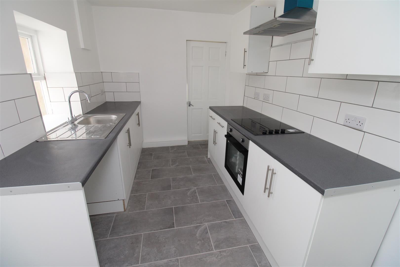 Flat Gelli-Crug Road in Abertillery