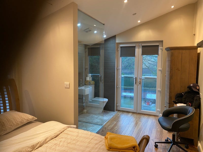 Room British Grove in Greater London