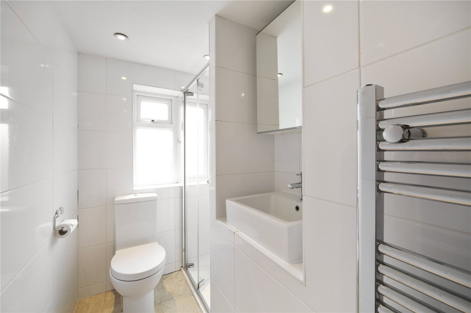 House Ladbroke Grove in Greater London