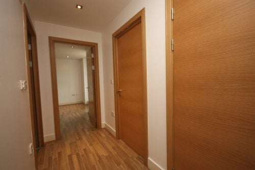 Flat McEwan Walk in City of Edinburgh
