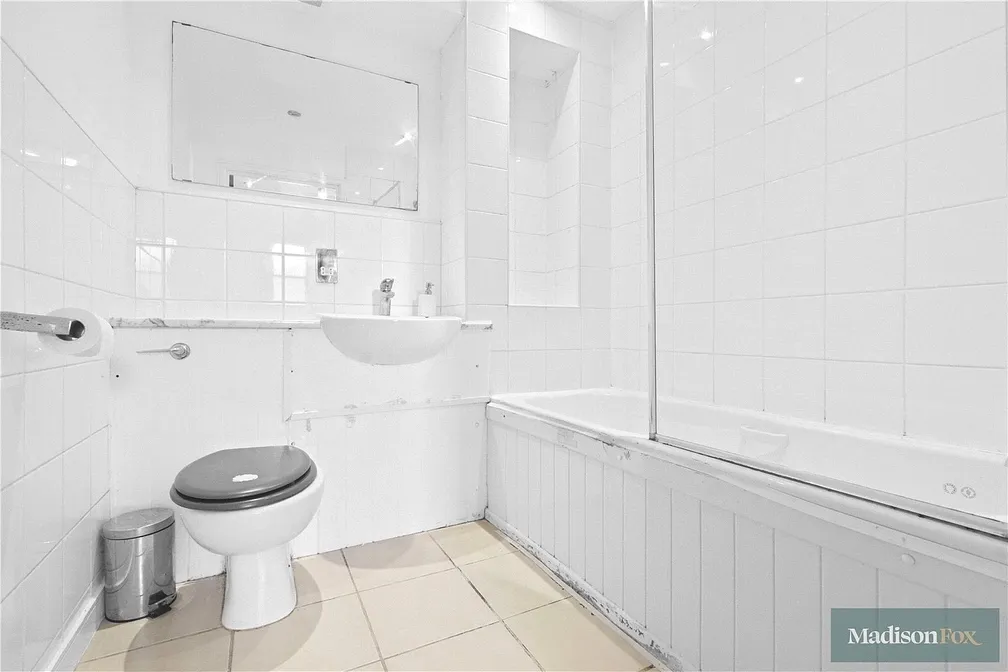Flat Hart Street in Brentwood