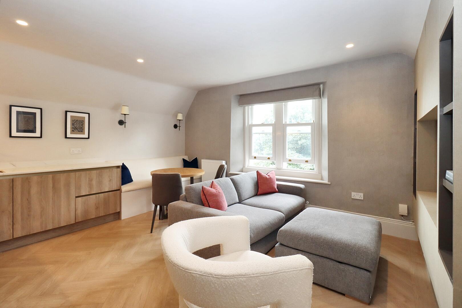 Flat Central Way in Clevedon
