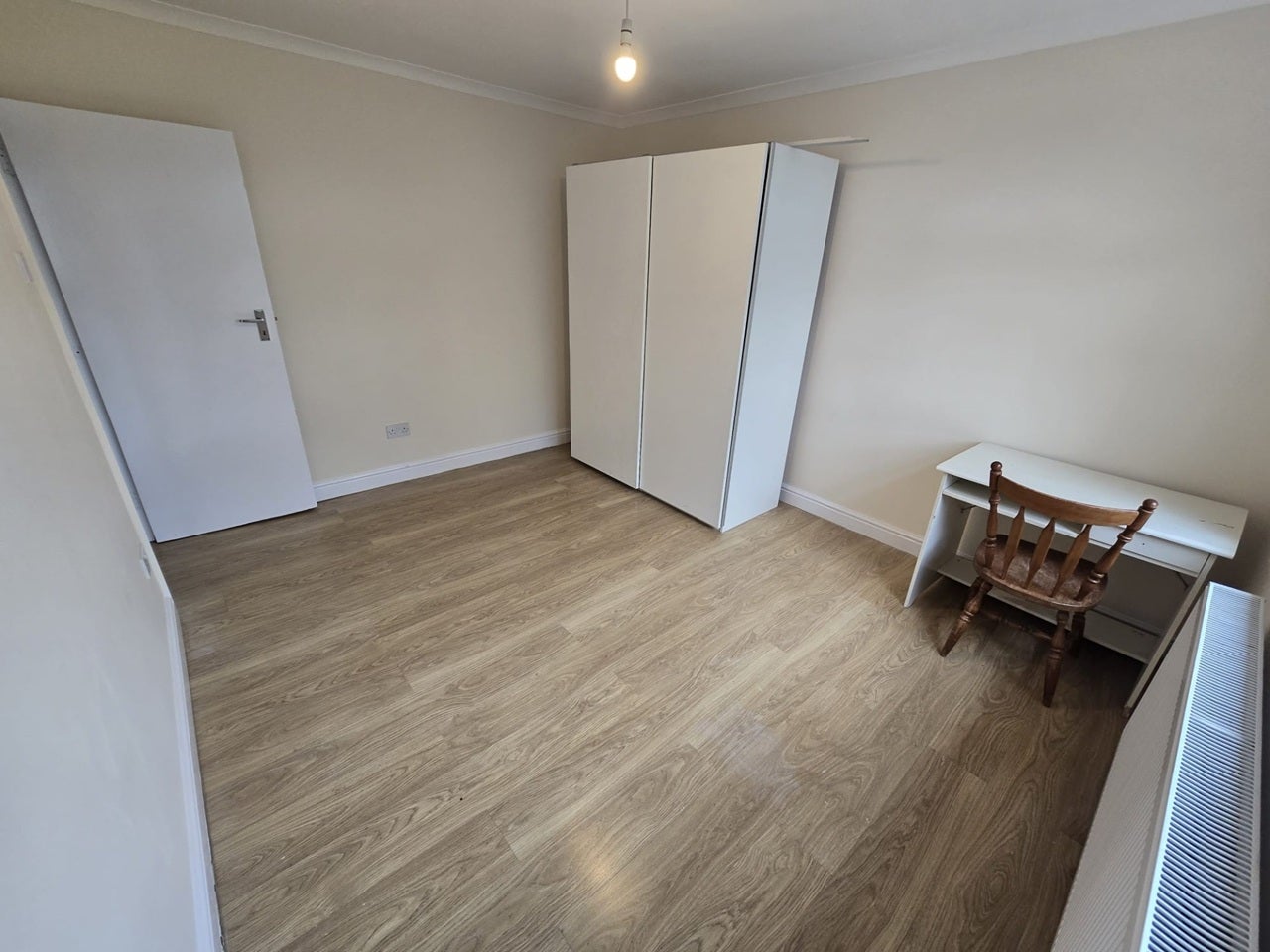 House Alderney Gardens in Greater London