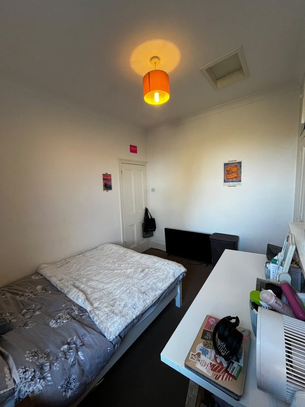 Room Lichfield Road in Greater London